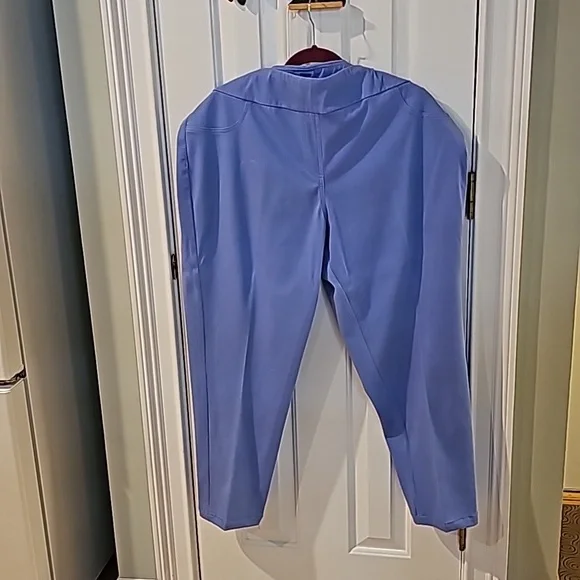 Women's slack - Picture 3 of 3